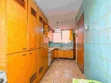 VENTA LUMINOSO PISO 3 DORM EN BARRIO NVA CORDOBA