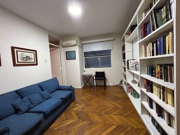 VENTA DPTO 5 AMBIENTES CON BALCÓN EN RECOLETA