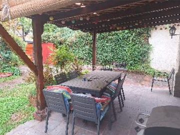 Casa en Venta en Carlos Ossandon / Veintitres de Febrero