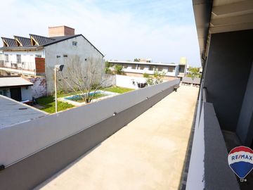 DUPLEX 3 AMBIENTES VENTA EN CANNING CON COCHERA