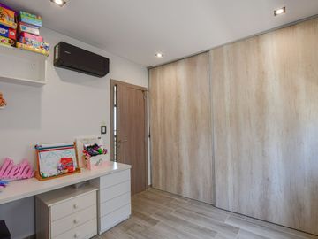 CASA EN VENTA SAN PATRICIO II LA PLATA 3 DORM