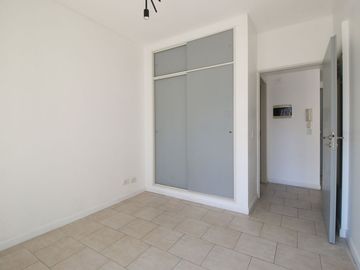 VENTA DEPTO 2 AMB COCHERA BALCON AMENITIES URQUIZA
