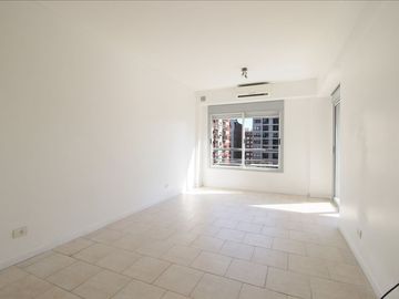 VENTA DEPTO 2 AMB COCHERA BALCON AMENITIES URQUIZA