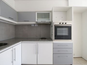 VENTA DEPTO 2 AMB COCHERA BALCON AMENITIES URQUIZA