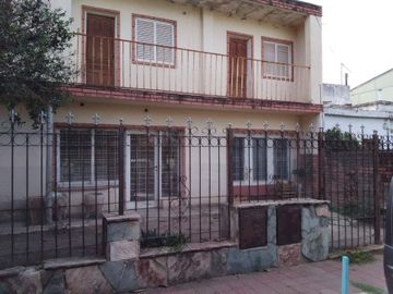 CASA  3 DORM.  LOS NARANJOS MÁS DEPARTAMENTO
