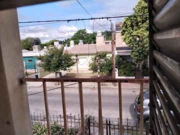 CASA  3 DORM.  LOS NARANJOS MÁS DEPARTAMENTO