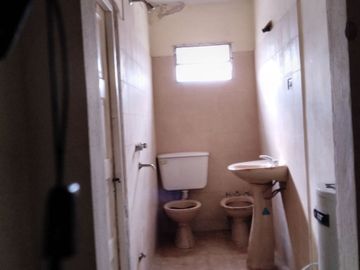 CASA  3 DORM.  LOS NARANJOS MÁS DEPARTAMENTO