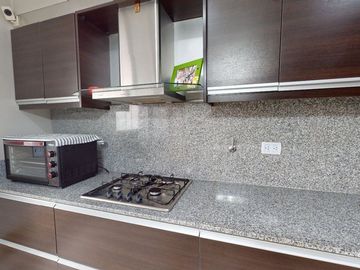 VENTA DEPTO 4 AMB CON COCHERA AVELLANEDA CENTRO