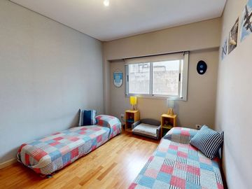 VENTA DEPTO 4 AMB CON COCHERA AVELLANEDA CENTRO