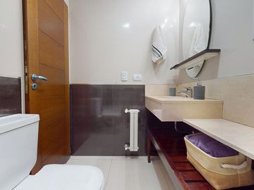 VENTA DEPTO 4 AMB CON COCHERA AVELLANEDA CENTRO