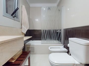 VENTA DEPTO 4 AMB CON COCHERA AVELLANEDA CENTRO