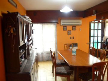 CASA EN VENTA LUIS GUILLON APTA CREDITO