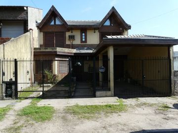 CASA EN VENTA LUIS GUILLON APTA CREDITO