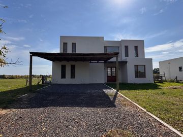 VENTA DE CASA EN Campana