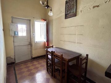 Casa en venta de 3 dormitorios c/ cochera en Villa Mitre
