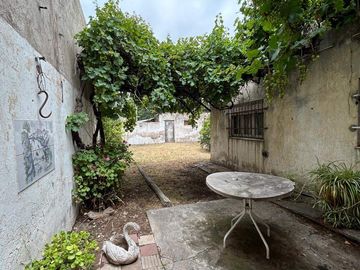Casa en venta de 3 dormitorios c/ cochera en Villa Mitre