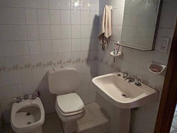 Casa en venta de 3 dormitorios c/ cochera en Villa Mitre