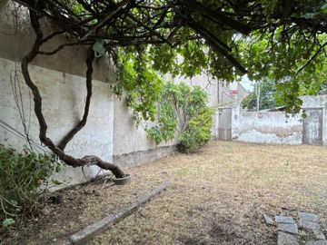 Casa en venta de 3 dormitorios c/ cochera en Villa Mitre