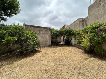 Casa en venta de 3 dormitorios c/ cochera en Villa Mitre