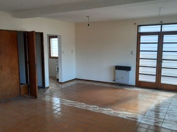 VENDO EDIFICIO CÉNTRICO USOS MÚLTIPLES SAN RAFAEL