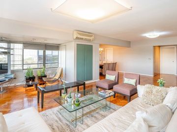 Venta departamento tipo piso cochera fija Seg 24 h