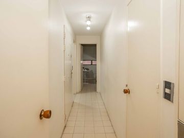 Venta departamento tipo piso cochera fija Seg 24 h