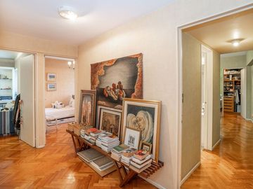 Venta departamento tipo piso cochera fija Seg 24 h