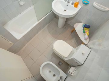 Venta departamento tipo piso cochera fija Seg 24 h