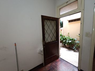 VENTA DEPART. 3AMBs. 1° PISO X ESCALERA. CABALLITO