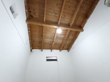 VENTA DEPART. 3AMBs. 1° PISO X ESCALERA. CABALLITO