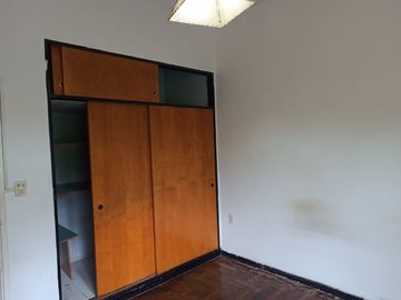 VENTA DEPART. 3AMBs. 1° PISO X ESCALERA. CABALLITO
