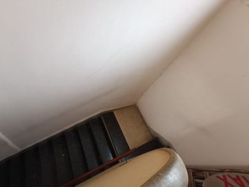 VENTA DEPART. 3AMBs. 1° PISO X ESCALERA. CABALLITO