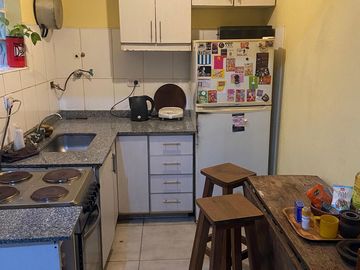 PH 3 AMBIENTES, EN VENTA. ALMAGRO. BALCON INTERNO