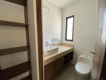 Casa en condominio en venta en Hacienda de Bravo, San Luis Potosí, San Luis Potosí