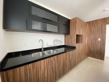Casa en condominio en venta en Hacienda de Bravo, San Luis Potosí, San Luis Potosí