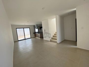 Casa en condominio en venta en Hacienda de Bravo, San Luis Potosí, San Luis Potosí