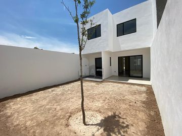 Casa en condominio en venta en Hacienda de Bravo, San Luis Potosí, San Luis Potosí
