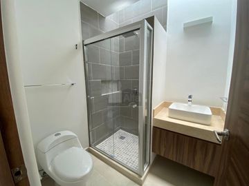 Casa en condominio en venta en Hacienda de Bravo, San Luis Potosí, San Luis Potosí