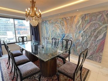 Departamento en Venta en El Golf Isidora Goyenechea | Departamento venta 2D3B todo remodelado Gran vista y ubicacion privilegiada | Las Condes