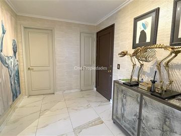 Departamento en Venta en El Golf Isidora Goyenechea | Departamento venta 2D3B todo remodelado Gran vista y ubicacion privilegiada | Las Condes