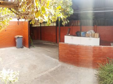 VENTA CASA BARRIO RESIDENCIAL EN PASAJE CERRADO