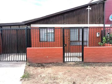 VENTA CASA BARRIO RESIDENCIAL EN PASAJE CERRADO