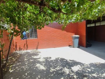 VENTA CASA BARRIO RESIDENCIAL EN PASAJE CERRADO