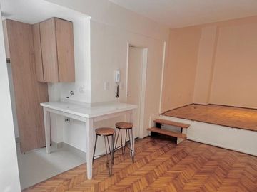 Cerviño y Lafinur - LOFT Totalmente Reciclado con Balcón - Palermo Chico