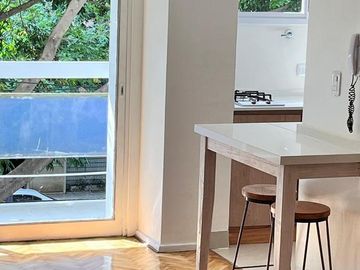 Cerviño y Lafinur - LOFT Totalmente Reciclado con Balcón - Palermo Chico