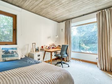 Moderna casa El Huinganal