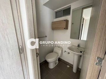 VENTA de APARTAMENTO en GIRON