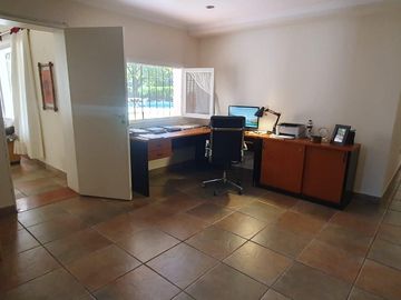 Casaquinta en Venta -