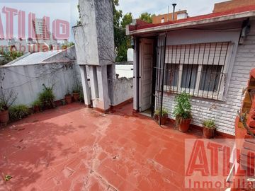 Saavedra Nuñez Casa PH id/2 familias Apto/crédito Patio 3c/Cabildo