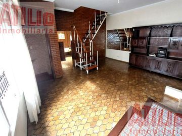Saavedra Nuñez Casa PH id/2 familias Apto/crédito Patio 3c/Cabildo